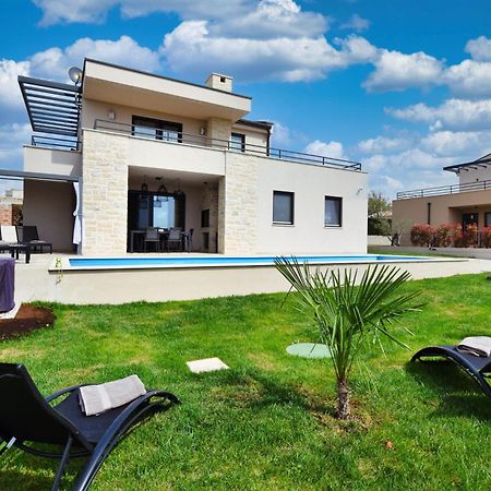 Villa Oskar Istrien Sveti Lovreč Pazenatički Esterno foto