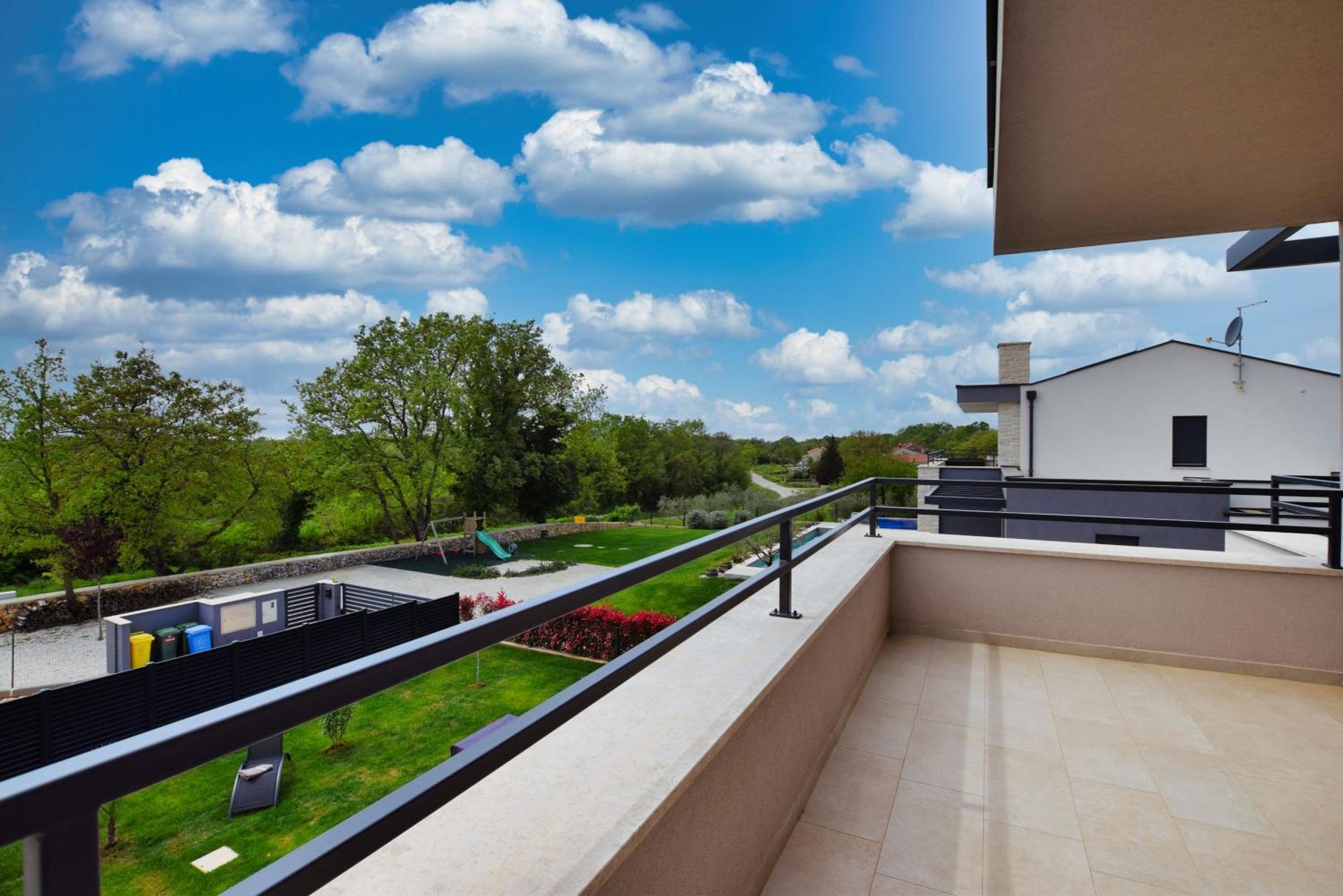 Villa Oskar Istrien Sveti Lovreč Pazenatički Esterno foto